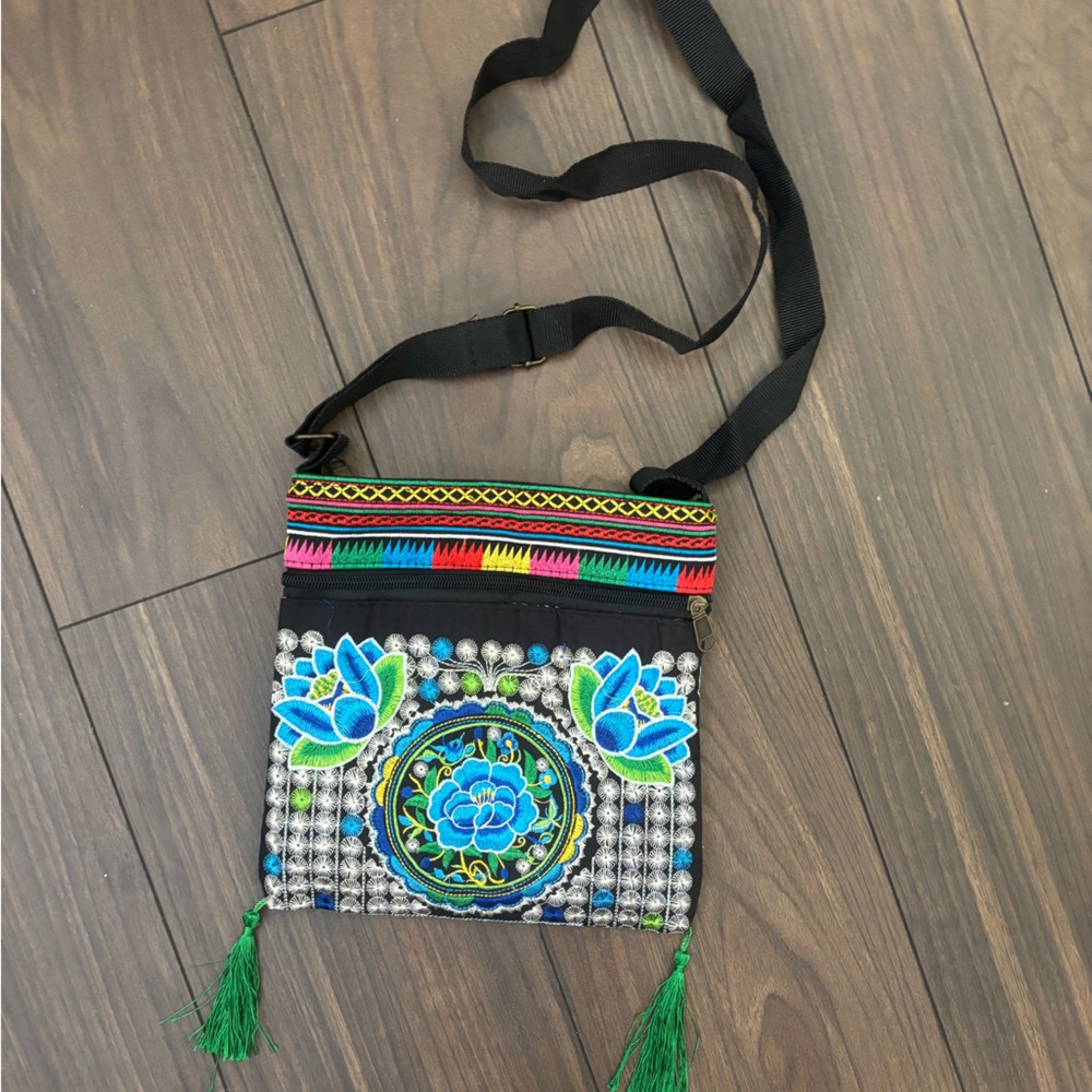 Embroidered Floral Crossbody Bag - Blue & Green